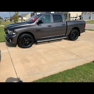 Meet your Posher, Rodney